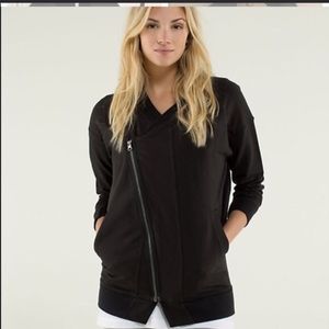 LULULEMON JACKET